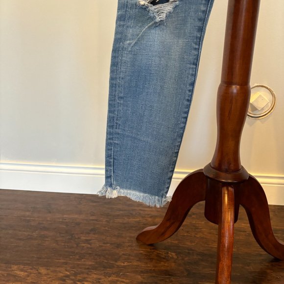 A&F Highrise Ankle Jean - Picture 3 of 4